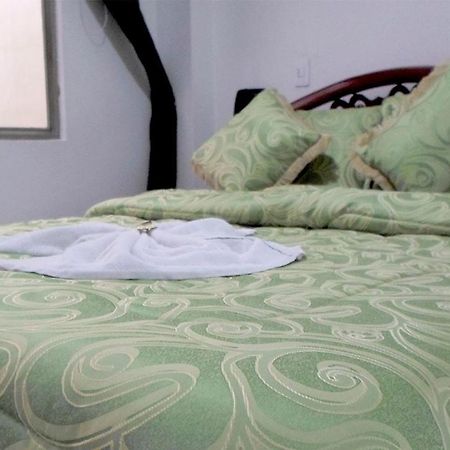 Hotel Los Balcones Богота Экстерьер фото